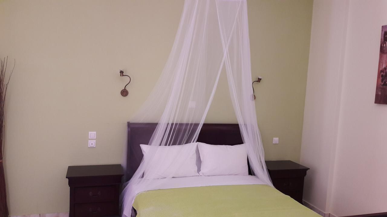 Apollonion Hotel 안드리차이나 외부 사진