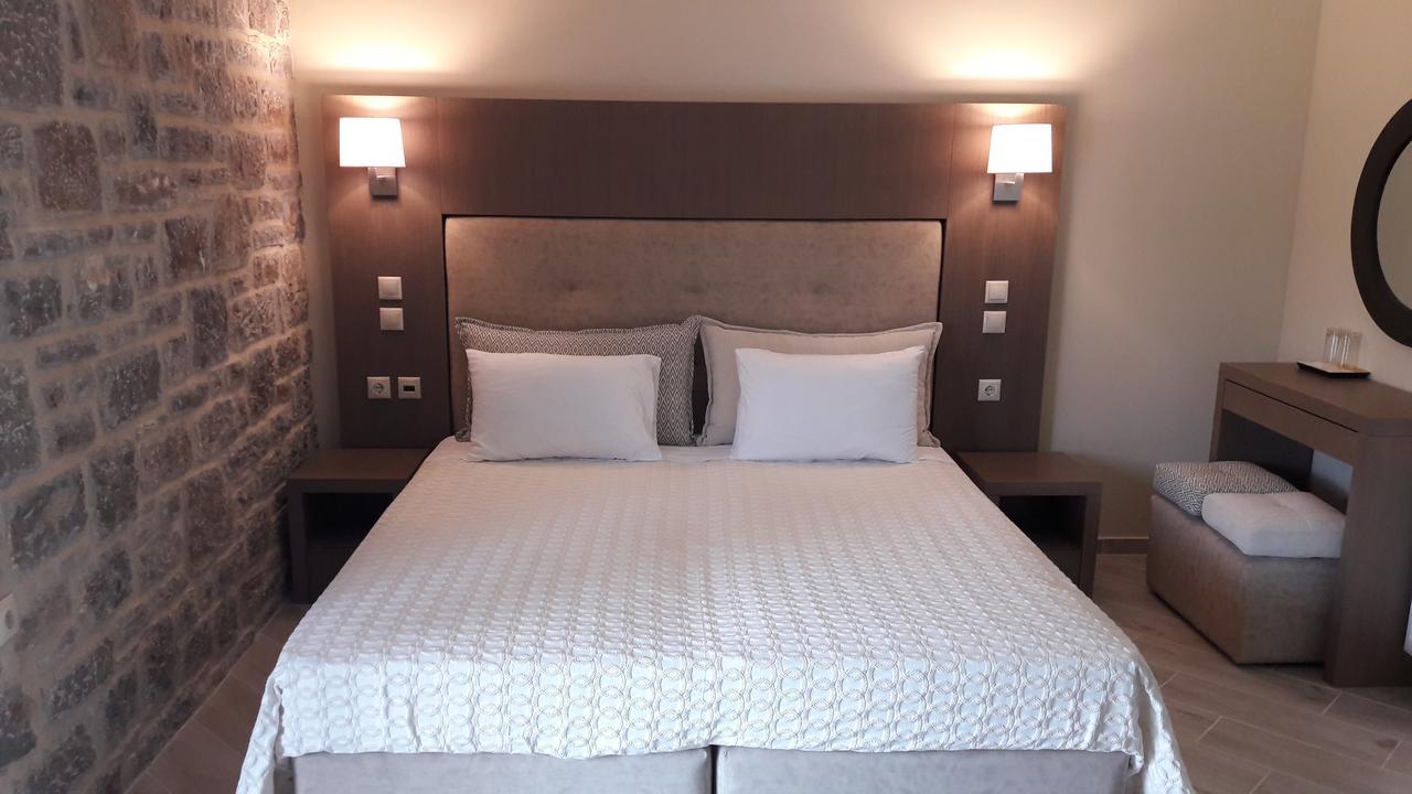 Apollonion Hotel 안드리차이나 외부 사진